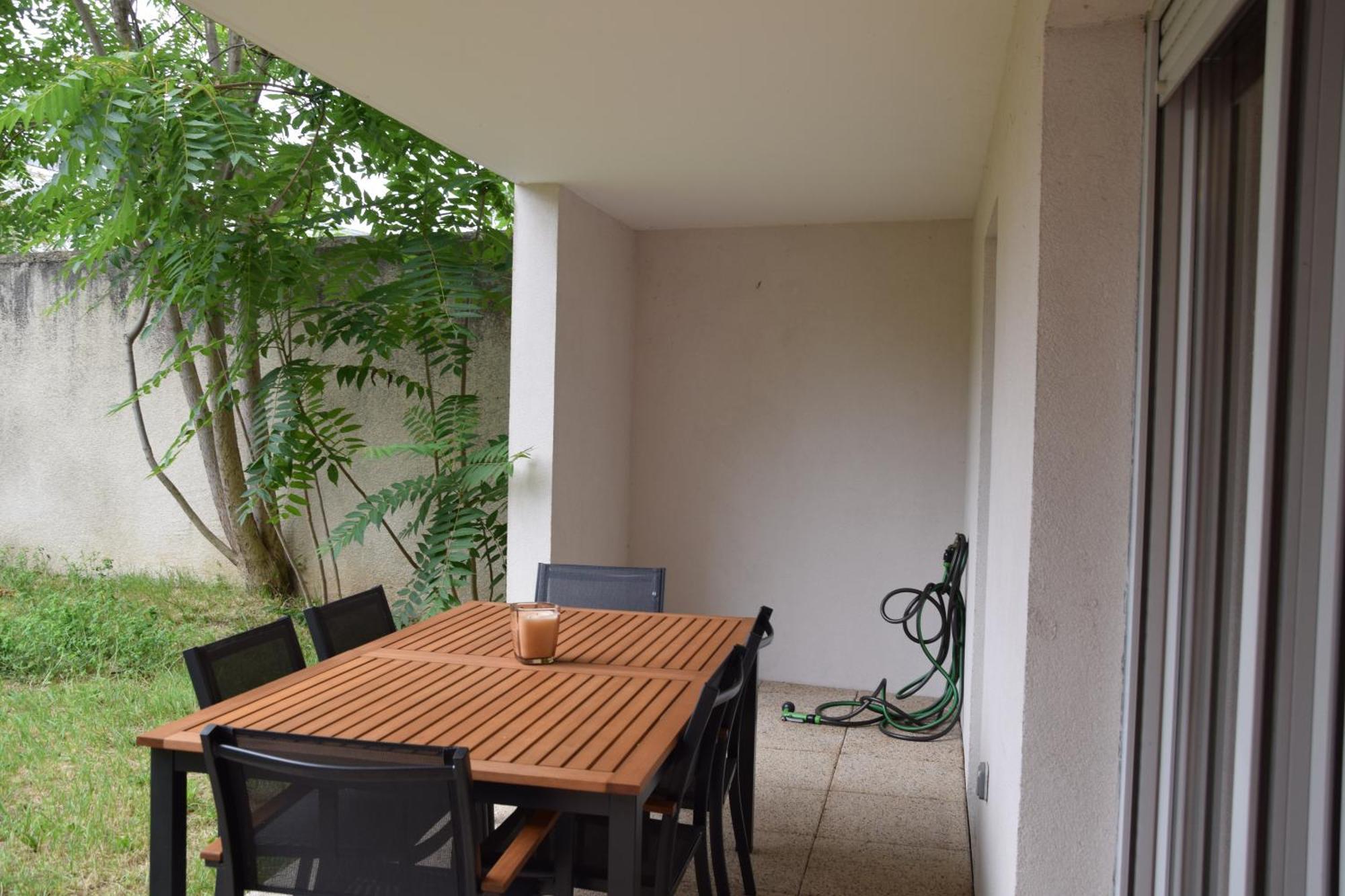 Comfort And Tranquility Near Lyon And Groupama Stadium, 4 Personnes Meyzieu ภายนอก รูปภาพ